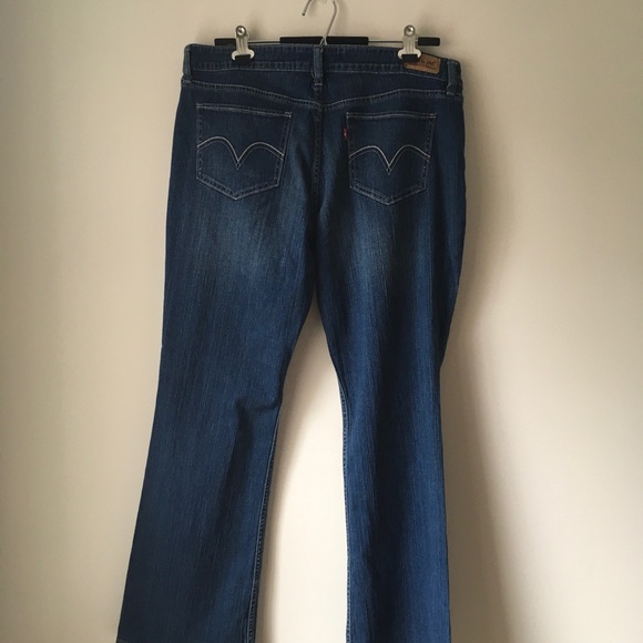 Levi’s Jeans 518 Size 33 - Picture 3 of 6
